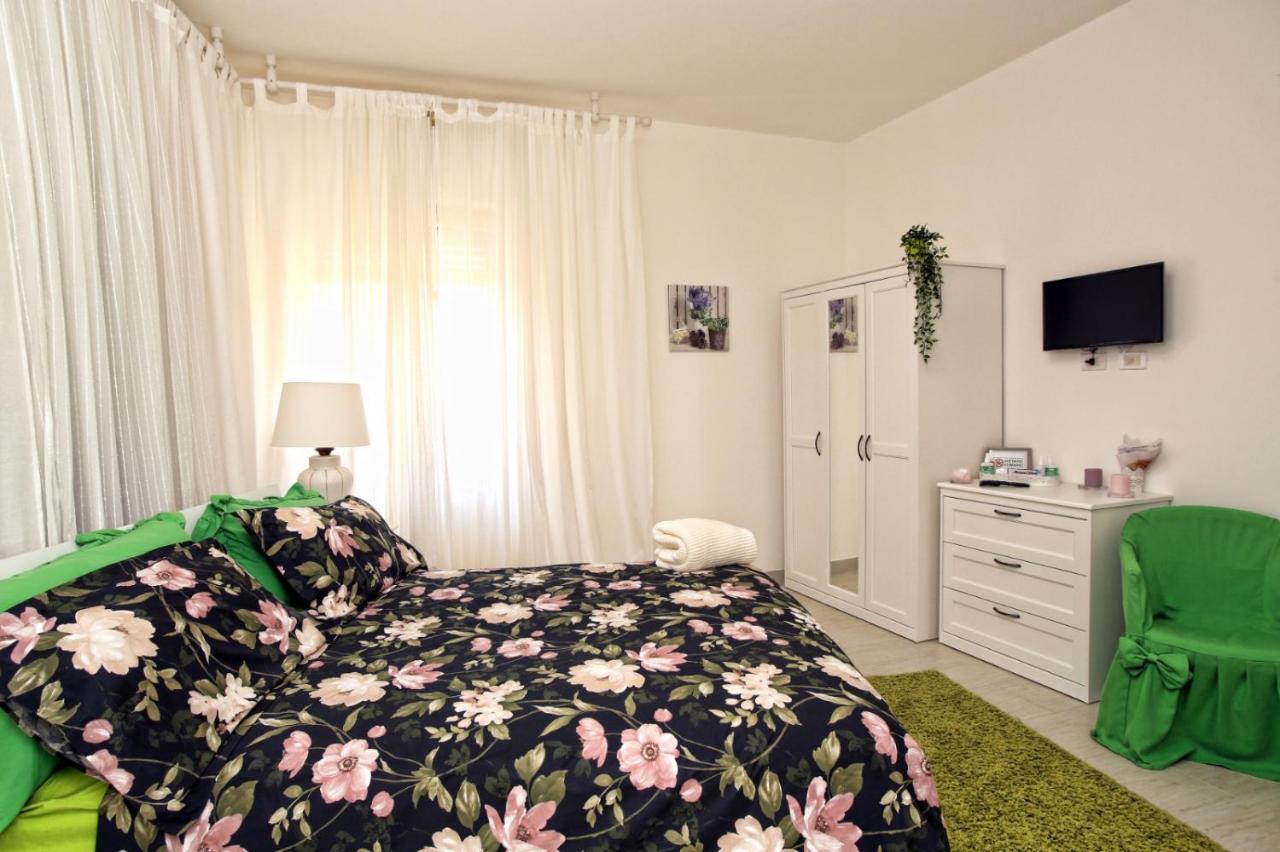 Maison Floria Locazione Turistica Pescara Exteriör bild